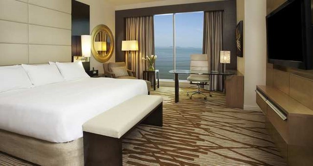 Un Hilton accueille les voyageurs d'affaires à Panama City