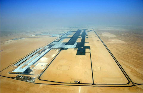 Le second aéroport de Dubaï veut déjà s'agrandir