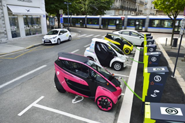 Des véhicules électriques en auto-partage à Grenoble
