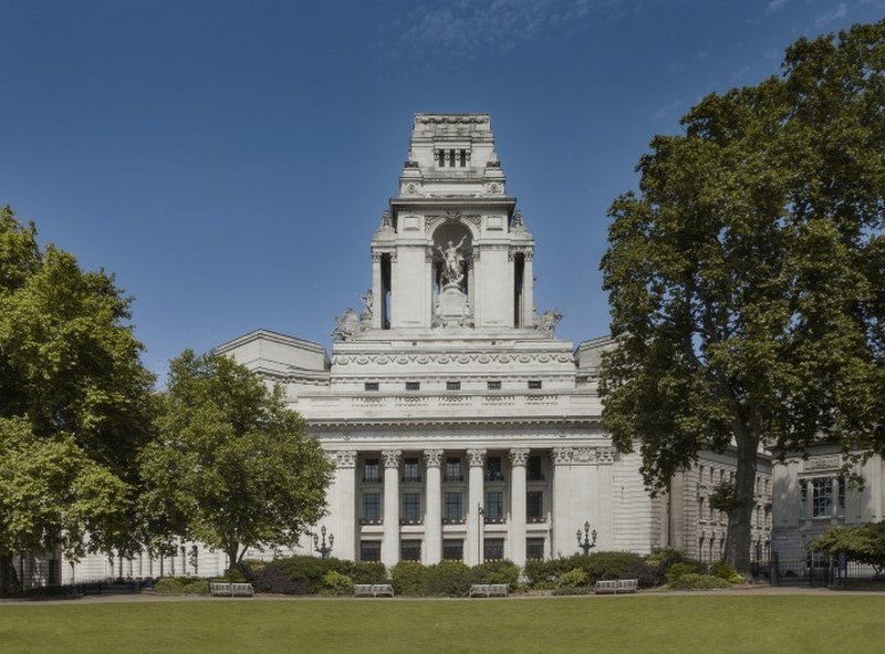 Londres: Ten Trinity Square va devenir un Four Seasons