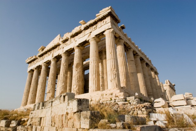 Grèce: 4000 hotspots wifi gratuits d'ici mi-2015 sur tout le pays