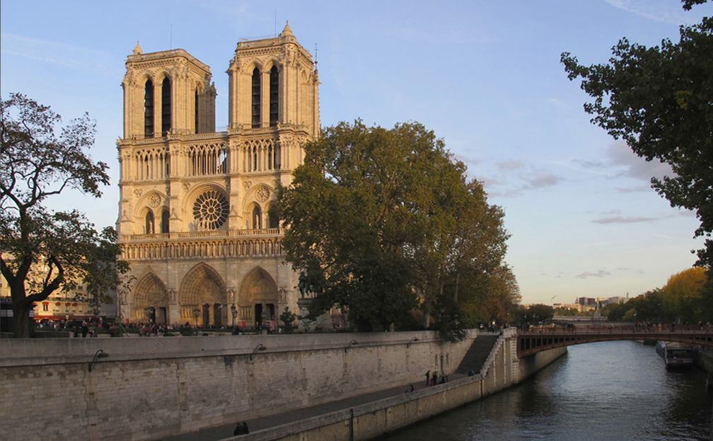 Saemes digitalise le parking de Notre-Dame de Paris