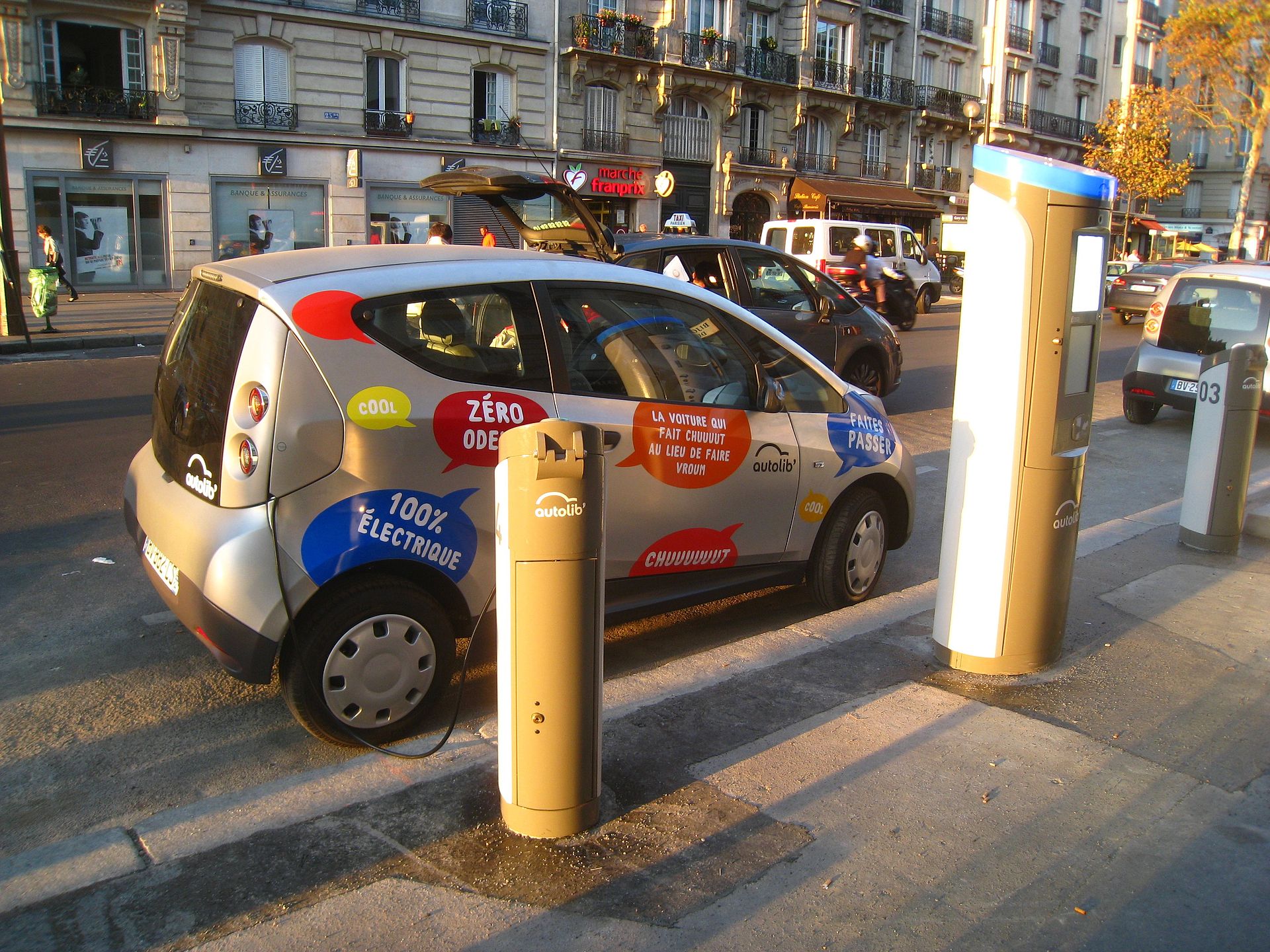 Paris veut développer les systèmes de véhicules partagés