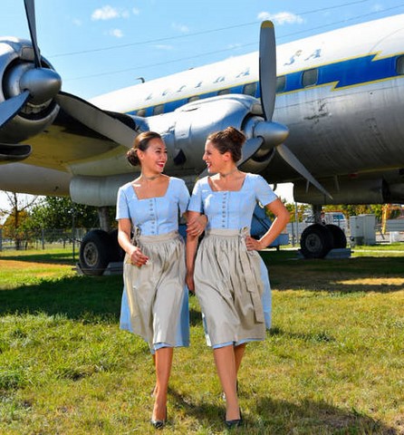 Lufthansa fête ses 60 ans en costumes