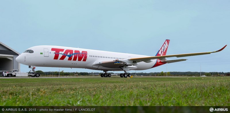 L'A350 de TAM Airlines a pris des couleurs
