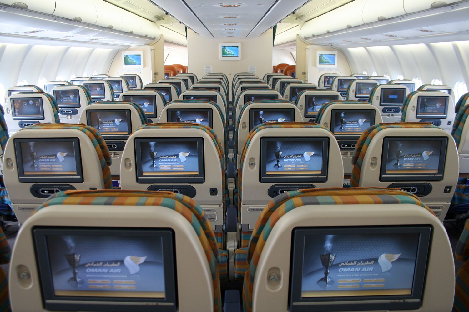 Les films dans les avions pourraient être payants en classe éco dès 2016