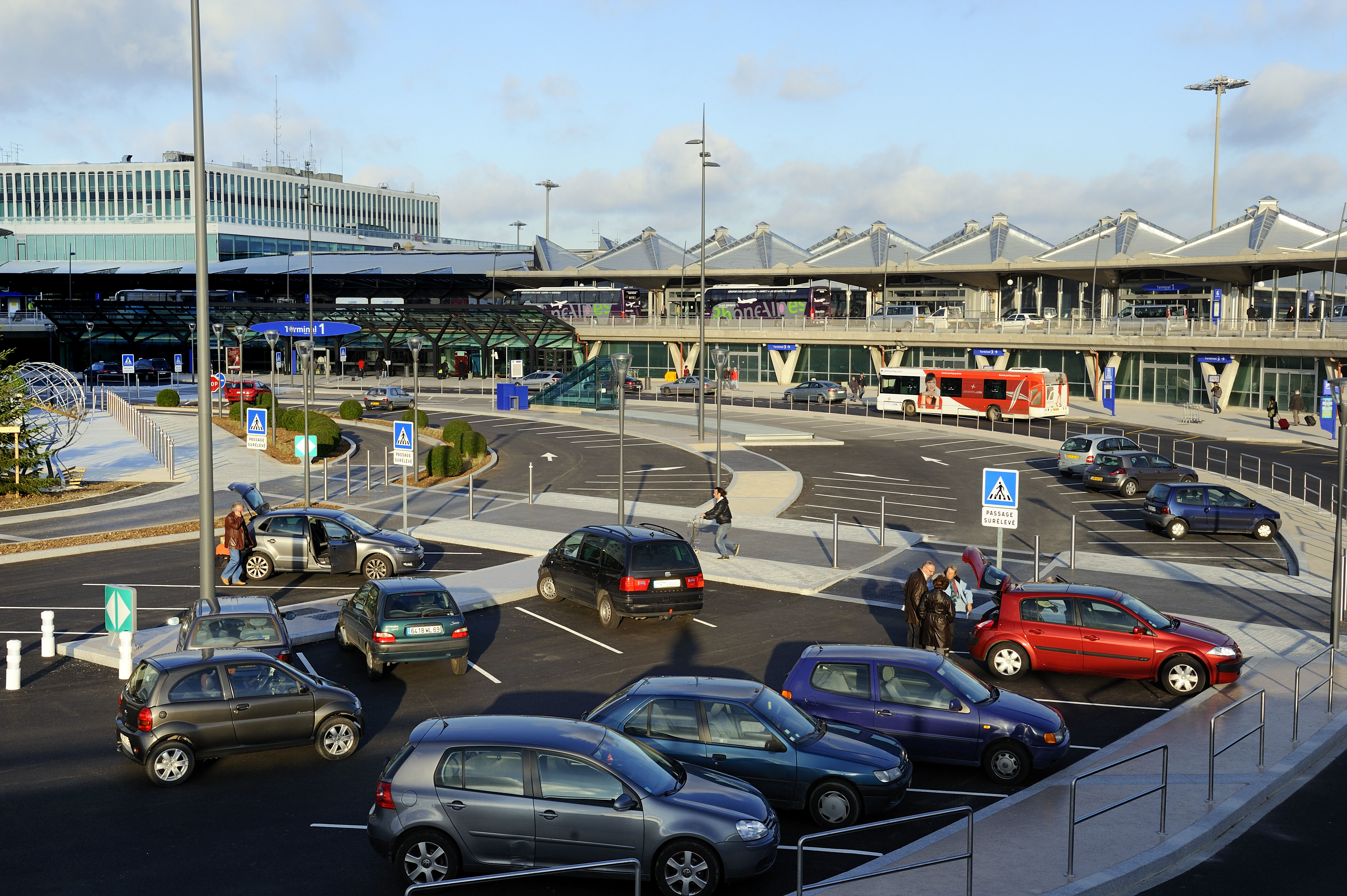 Le recours des parkings privés de l'aéroport de Lyon a été rejeté