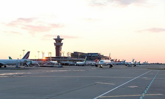 Grève des contrôleurs : la DGAC confirme la suppression de 20% des vols d'Orly, ce jeudi