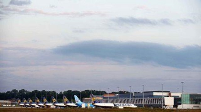 Grève du zèle des policiers de l'aéroport de Charleroi ce mercredi