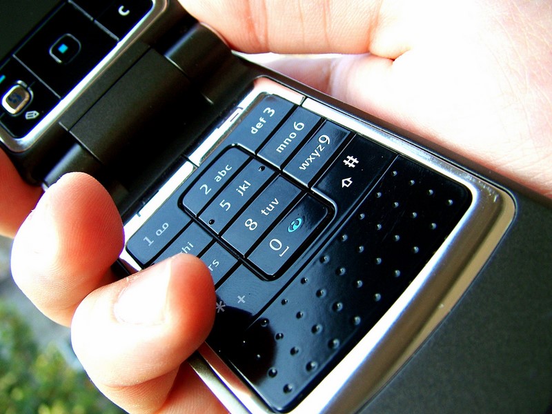 Une batterie de téléphone prend feu un plein vol