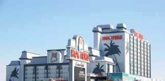 Hooters Hotel Las Vegas bientôt siglé OYO.
