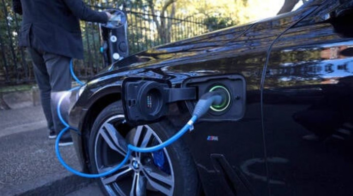 Uber : les clients prêts à payer plus pour des trajets en voitures électriques