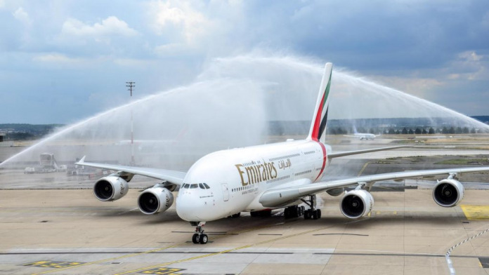 Trois nouveaux Airbus A380 pour Emirates
